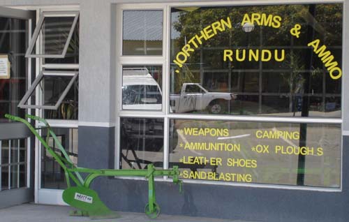 100-Rundu-shop